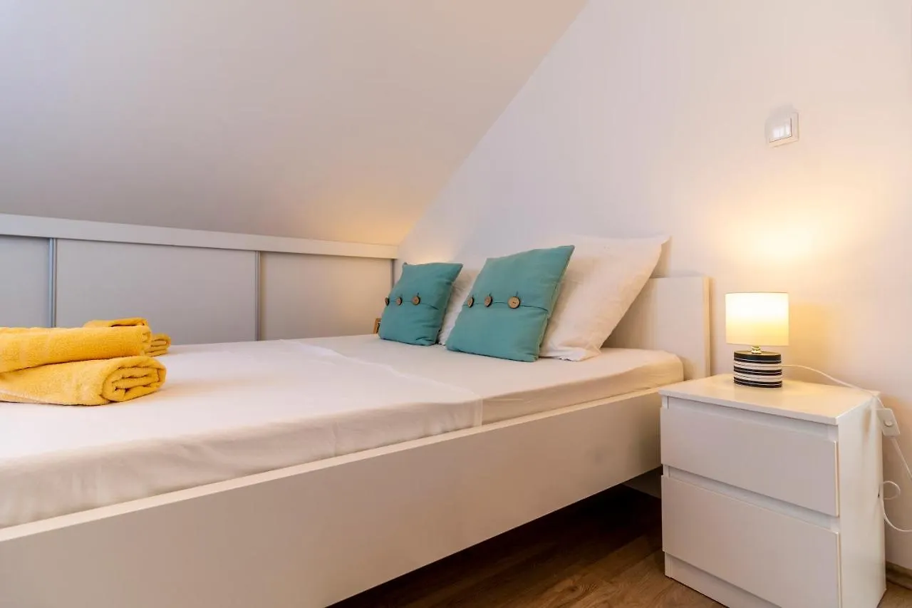 Apartments Lacaleta Split